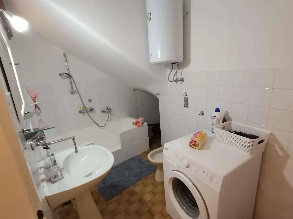 Holiday Home In Jadranovo 45260